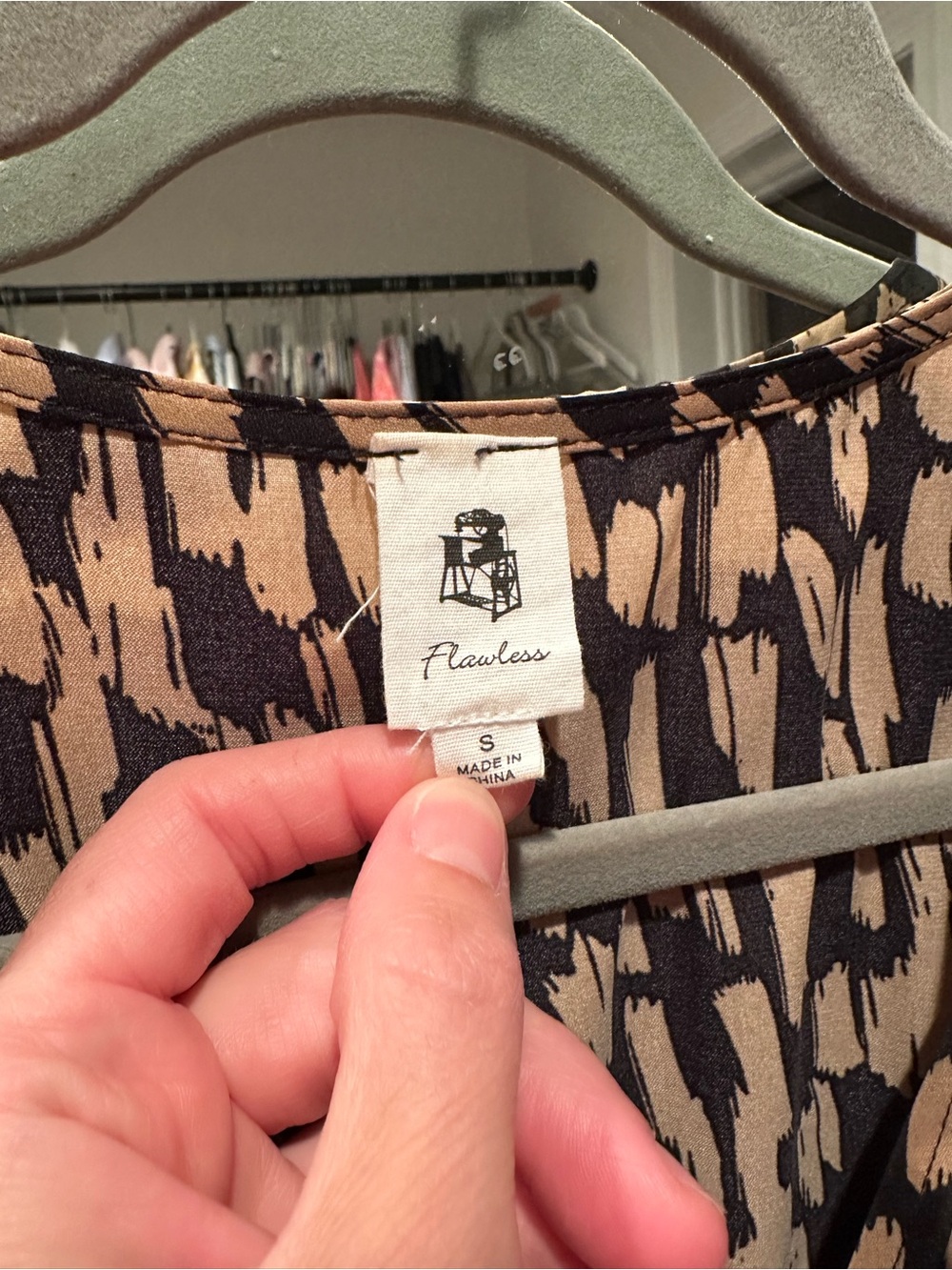 Flawless Printed Romper (S) - Picture 6 of 10